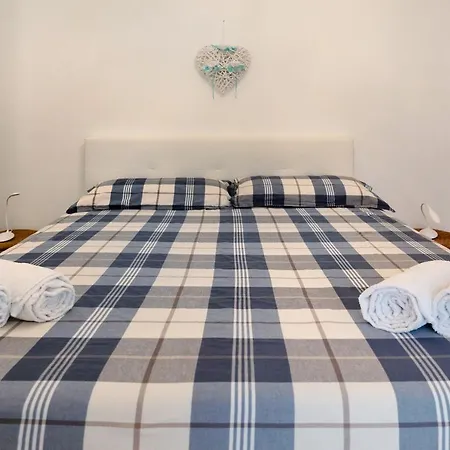 The Riviera Apartament Lavagna