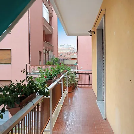 Apartament The Riviera *