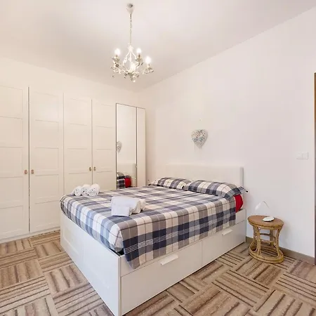 Apartament The Riviera Lavagna